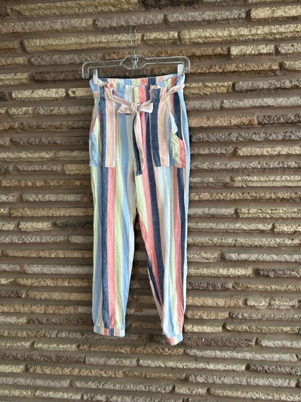 Indigo Rein Striped Linen Blend Cropped Pants Self Belt Size Medium - Picture 7 of 7